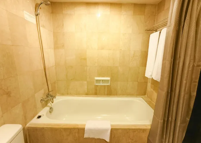 Hotel The Tandibayang & 3*
