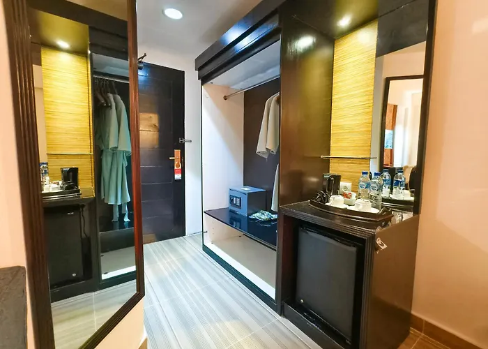 The Tandibayang & 3*