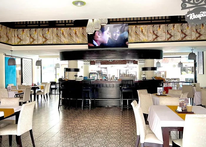 The Tandibayang & Hotel 3*