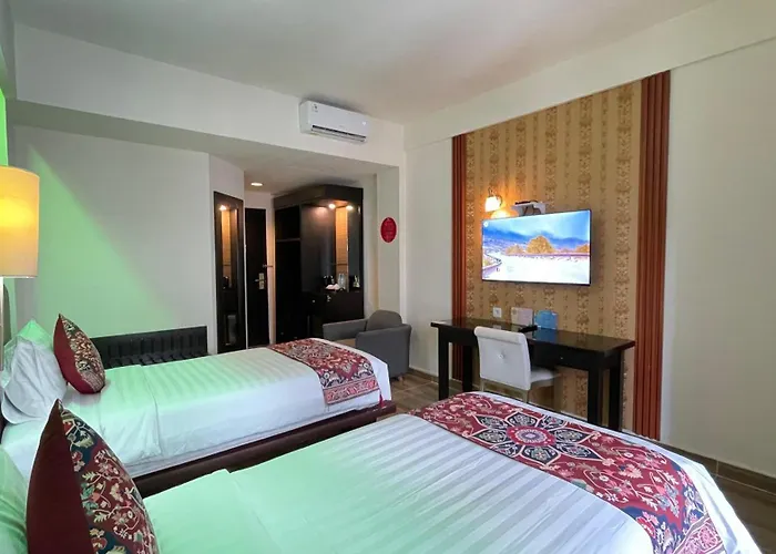 The Tandibayang & Hotel