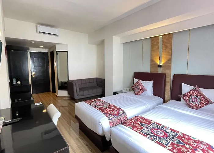The Tandibayang & 3* Legian (Bali)